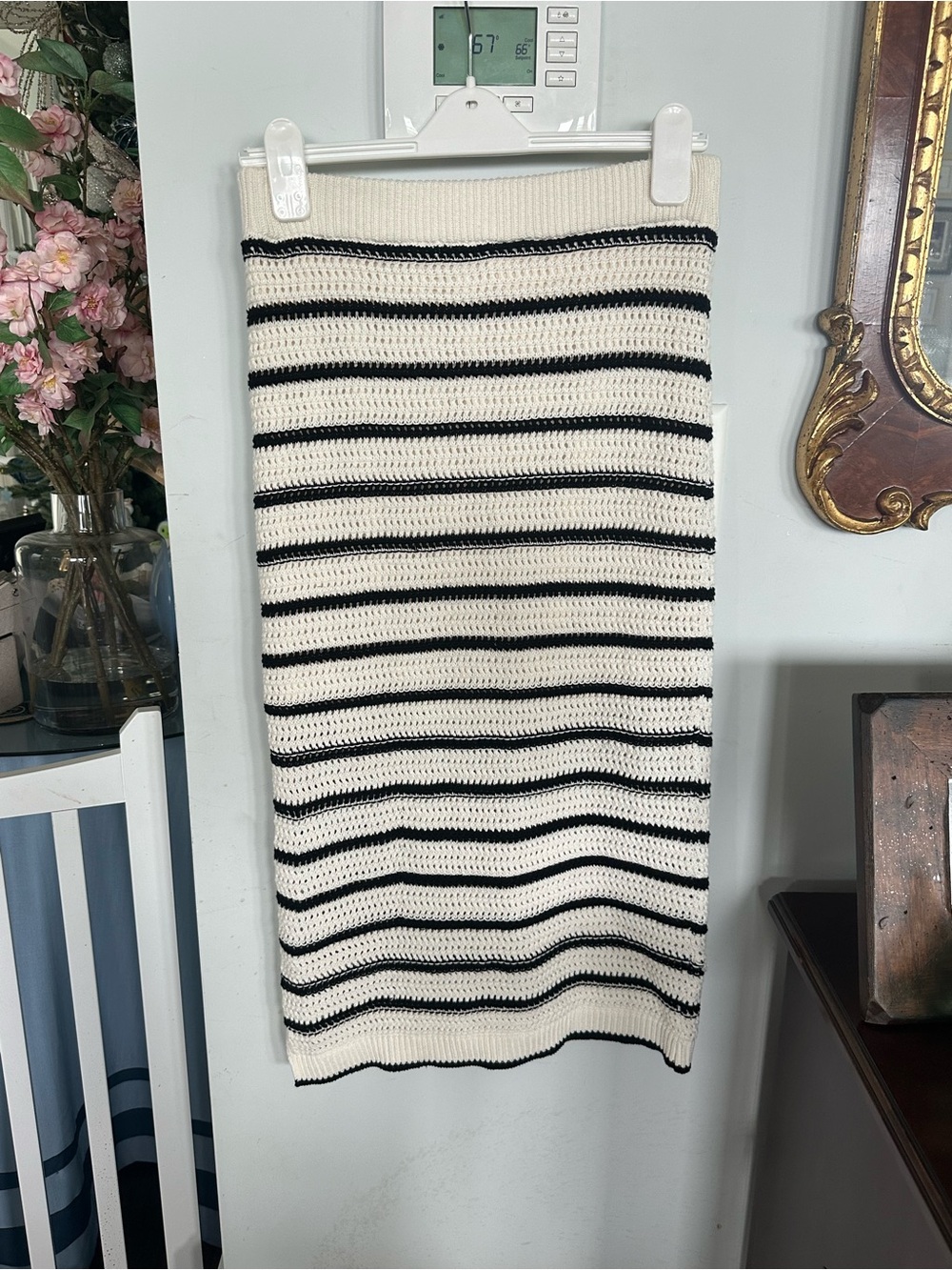 Skies are Blue- matches top (Set) Striped Knit Pencil Skirt - Black & Cream S